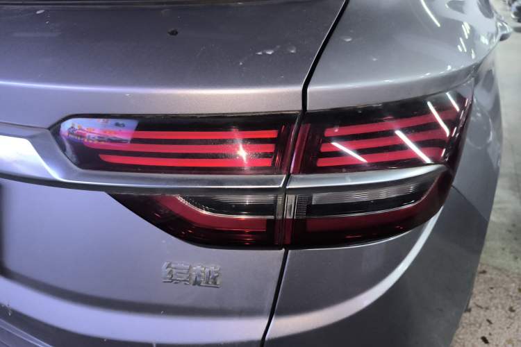 Used Geely Auto Coolray 2019 260T DCT Knight China VI Standard
