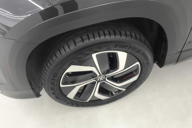 Used Volkswagen Tharu 2024 300TSI Two-Wheel-Drive Full Moon Edition