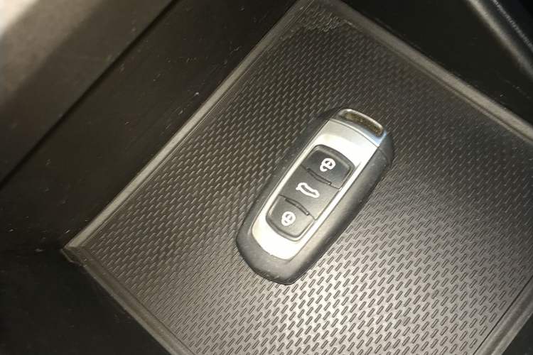 Used Geely Auto Vision X3 2021 PRO 1.5L CVT Deluxe Model
