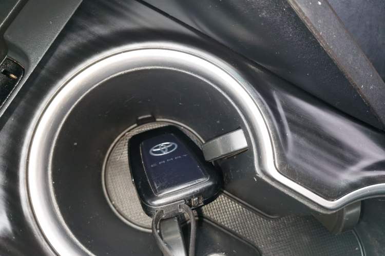 Used Toyota Camry 2021 2.5G Luxury Edition
