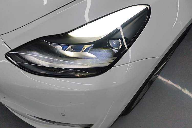 Used Tesla Model Y 2021 Long-Range All-Wheel-Drive Version