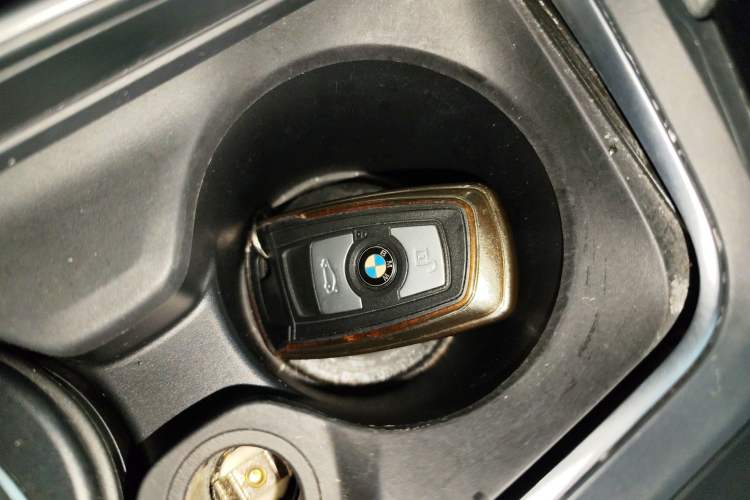 Used BMW 3 Series 2017 320Li Fashion Model
