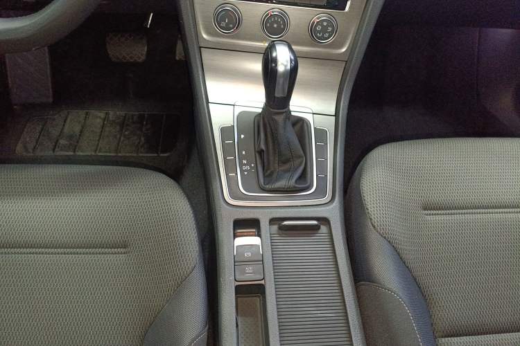 Used Volkswagen Golf 2016 1.6L Automatic Comfort Model
