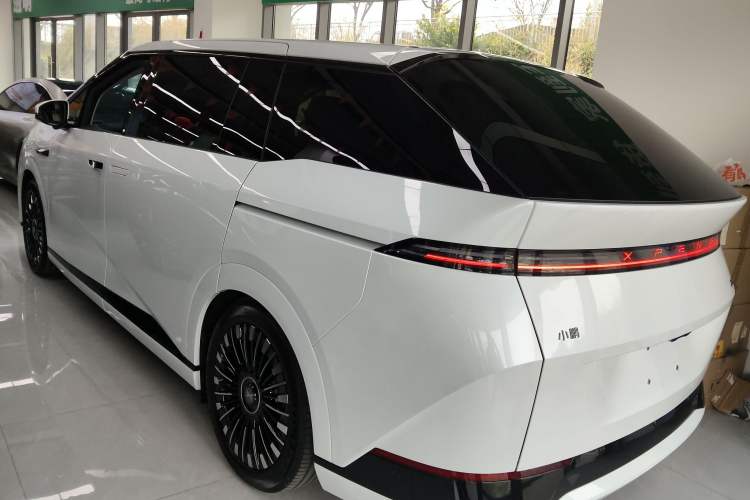 Used XPeng X9 2025 740 Ultra-Long Range Max
