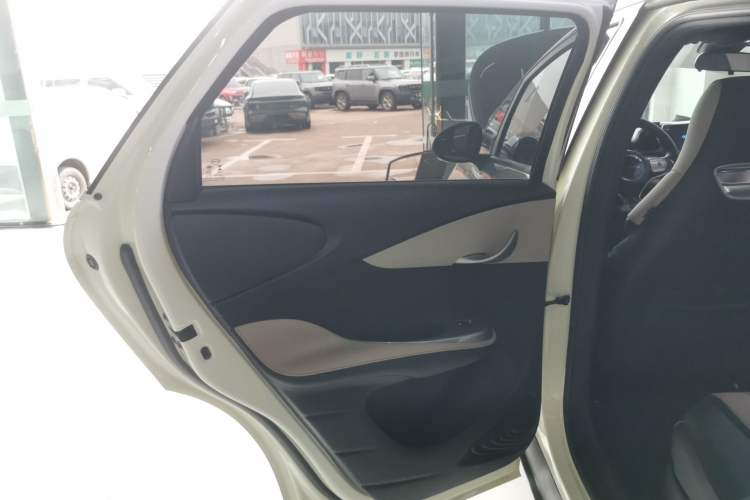 Used BYD Dolphin 2021 405 km Fashion Edition
