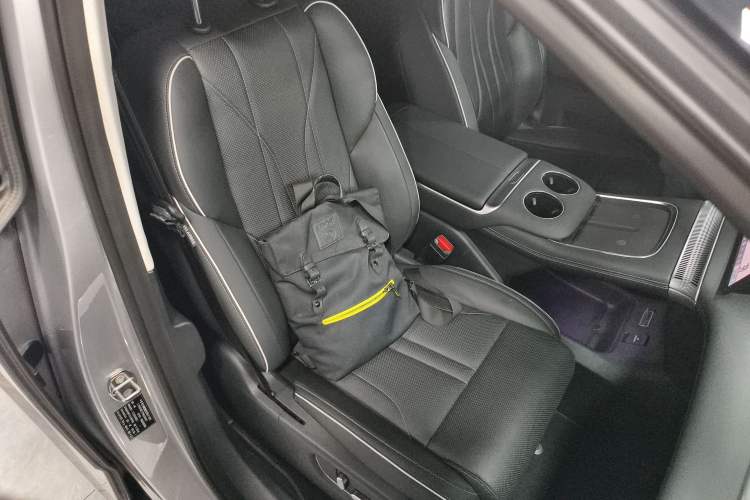 Used XPeng X9 2024 702 Ultra-Long Range Max