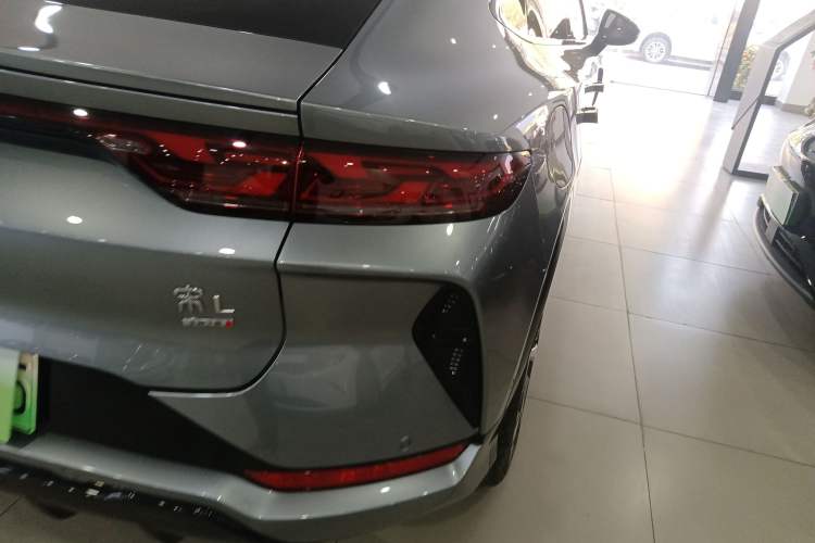 Used BYD Song L EV 2025 Intelligent Driving Version 662 km LiDAR Excellence Edition