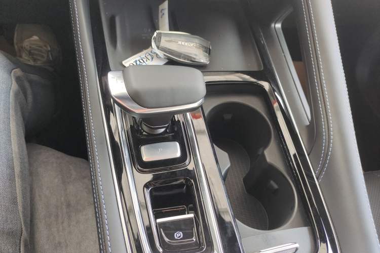 Used Geely Auto Preface 
