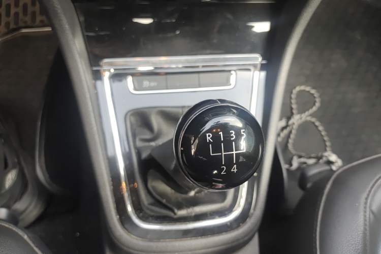 Used Volkswagen Bora 2013 1.6L Manual Comfort Model