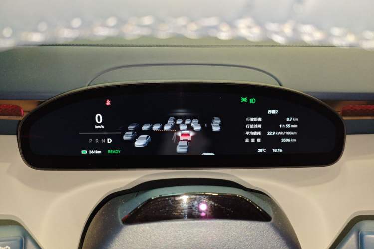 Used Zeekr MIX 2025 Intelligent Driving Version
