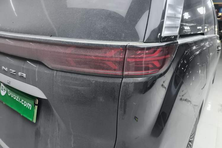 Used Denza D9 2024 DM-i 980 Four-Wheel Drive Prestige Model