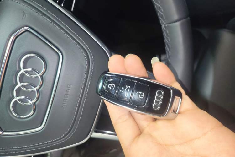 Used Audi A6L 2025 Revised 40 TFSI Luxury Dynamic Edition
