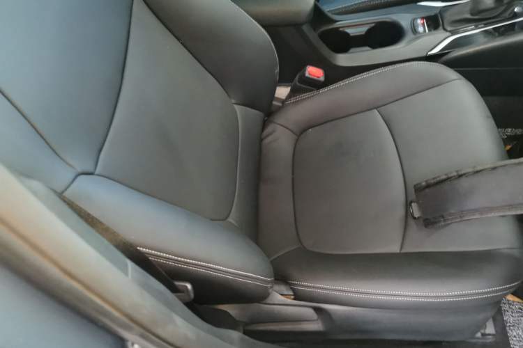 Used Toyota Corolla 2021 Dual-Motor 1.8L E-CVT Elite Edition
