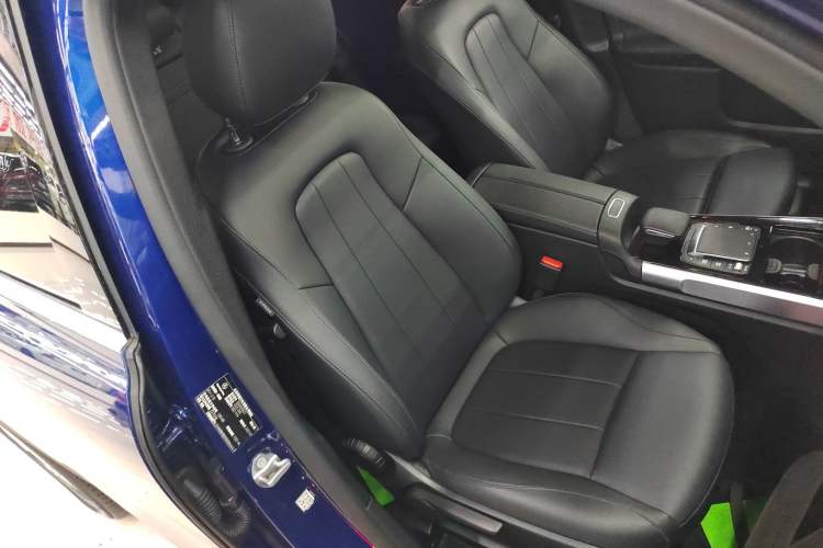 Used Mercedes-Benz GLB 2022 Second Facelift GLB 200 Fashion Edition