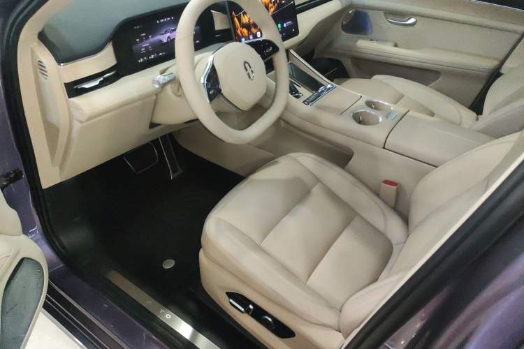 Used Hima AITO M5 2025 Extended-Range Ultra All-Wheel-Drive Version
