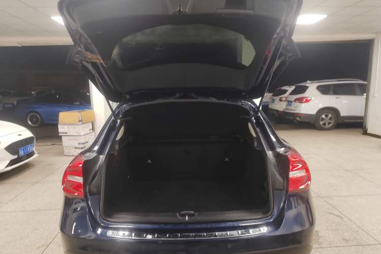 Used Mercedes-Benz GLA 2016 GLA 220 4MATIC Fashion Edition
