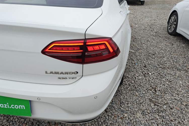 Used Volkswagen Lamando 2019 230TSI DSG Vision Edition China VI Standard
