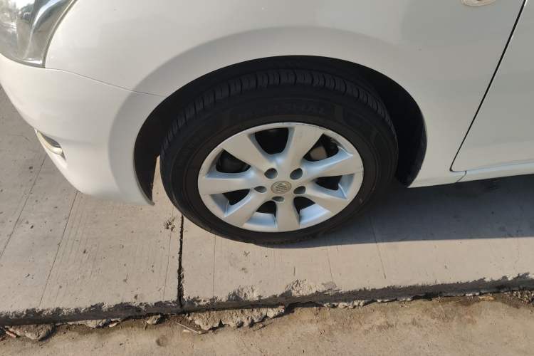 Used Nissan Tiida 2011 1.6L CVT Comfort Model
