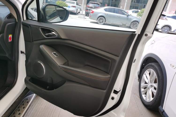 Used BYD Yuan 2017 1.5L Automatic Cool & Connected Model
