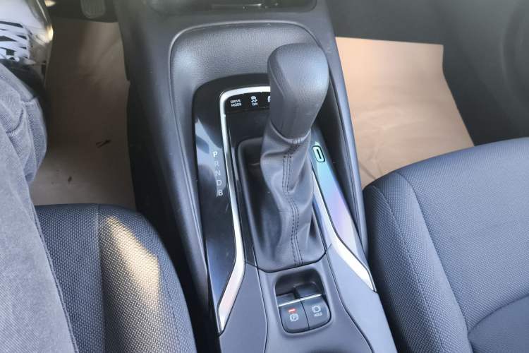 Used Toyota Levin 2021 Dual-Motor 1.8H E-CVT Leading Edition
