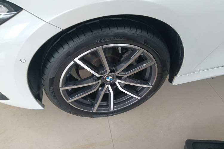 Used BMW 3 Series 2023 325Li M Sport Package
