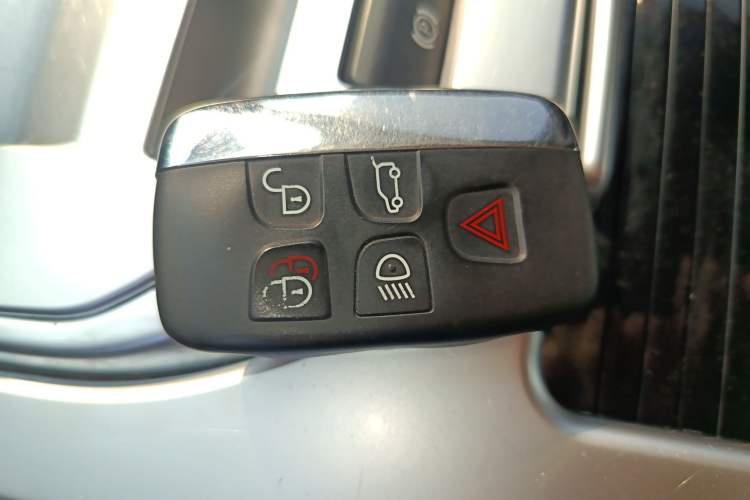 Used Land Rover Discovery Sport 2017 2.0T SE