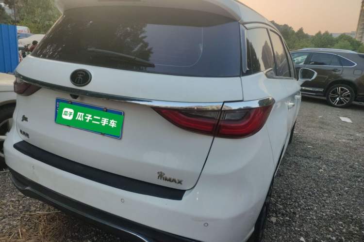 Used BYD Song MAX 2017 1.5T Automatic Smart Connect Prestige 7-Seater