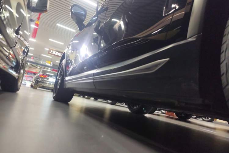 Used Nio ES8 2018 425 km Base Version Six-Seater Edition
