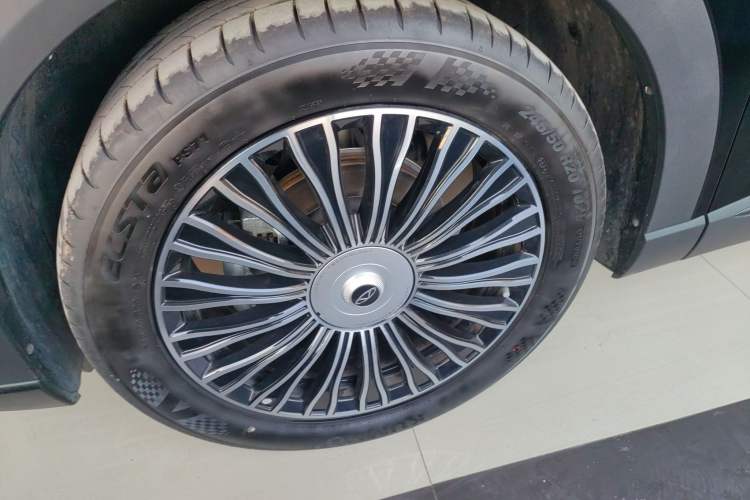 Used Chery Tiggo 8 L 2024 2.0T Two-Wheel Drive Prestige Version 5 Seats