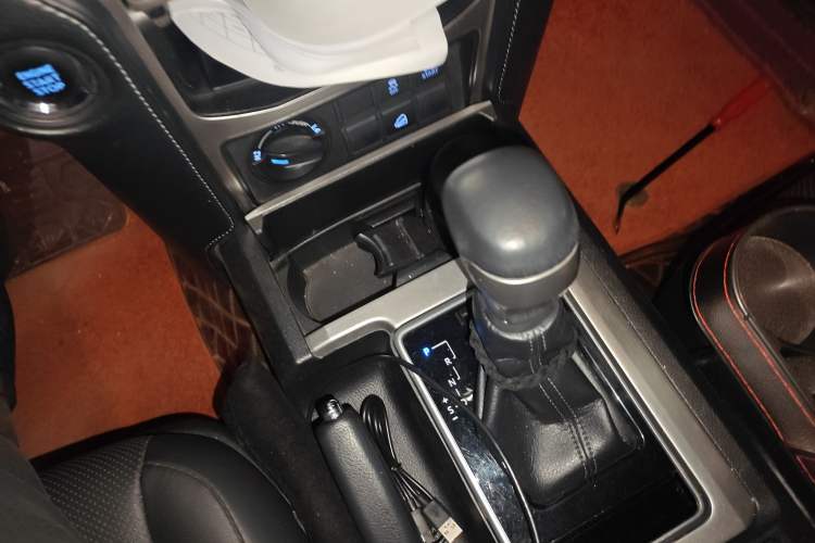 Used Toyota Prado 2019 3.5L Automatic TX-L Deluxe Edition with Rear-Mounted Spare Tire