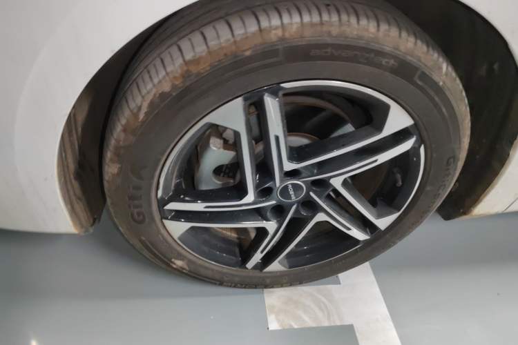 Used Roewe D7 2023 EV 510km Rear-Drive Flagship Edition