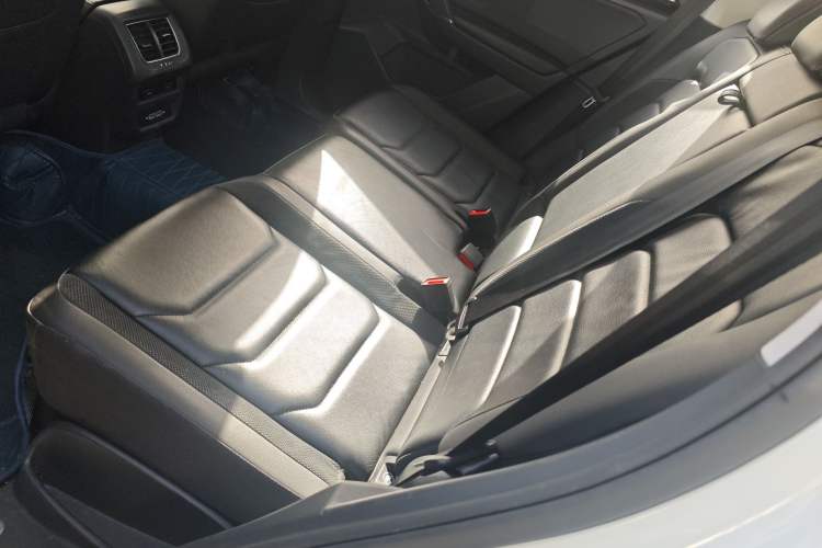 Used Volkswagen Tayron 2019 330TSI Two-Wheel Drive Luxury Model China VI Standard
