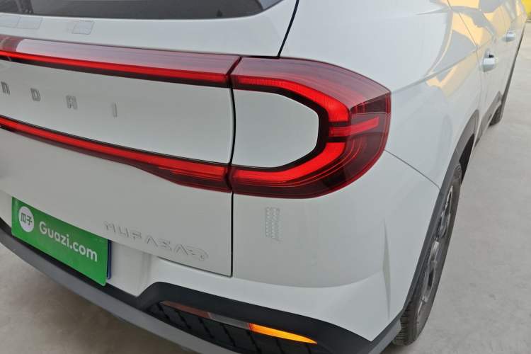 Used Hyundai ix35 2023 Musso 2.0L Deluxe Edition DLX
