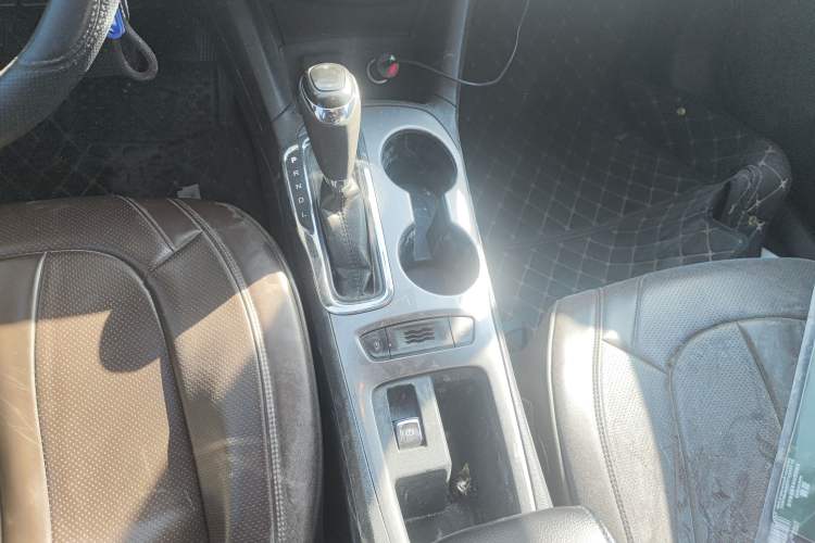 Used Chevrolet Cruze 2017 1.5L Automatic Pioneer Sunroof Edition
