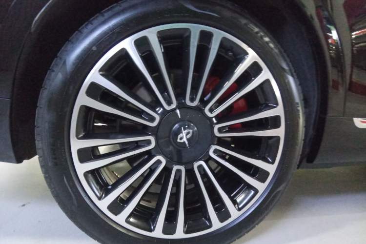 Used Hima AITO M9 2024 Range-Extended Ultra Version 42 kWh 6-Seater Model
