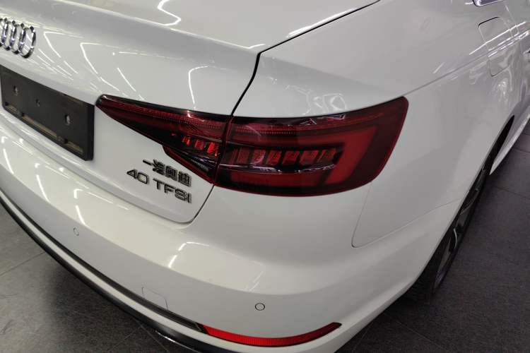 Used Audi A4L 2019 40 TFSI Ambition Version China V

