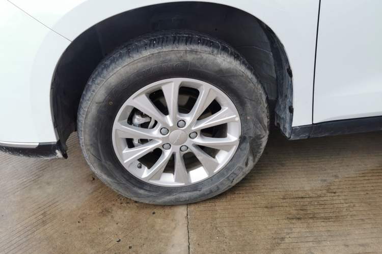 Used Haval M6 2023 PLUS 1.5T Manual Luxury Smart Connectivity Model
