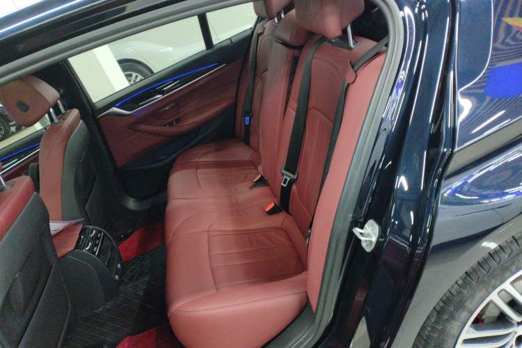 Used BMW 5 Series 2018 530Li Leading Model M Sport Package
