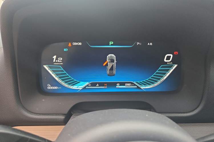 Used BYD Tang 2018 2.0T Automatic SmartConnect Prestige 7-Seater China V Standard
