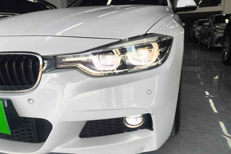 Used BMW 3 Series 2018 320i M Sport Package
