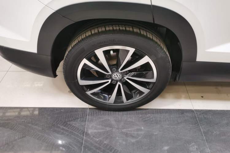 Used Volkswagen Tharu 2020 280TSI Two-Wheel Drive Luxury Edition China VI Standard
