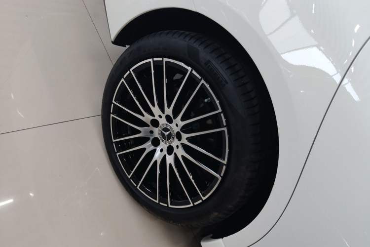 Used Mercedes-Benz C-Class 2025 Facelift C 260 L Sport Edition