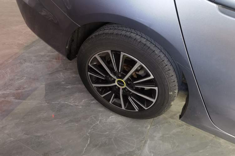 Used Roewe i5 2021 1.5L Manual Diamond Edition
