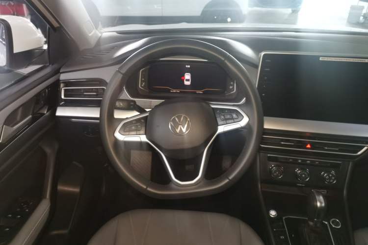 Used Volkswagen Lavida 2024 1.5L Automatic 5 Million Edition