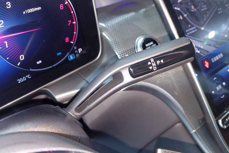 Used Mercedes-Benz GLC 2024 GLC 260 L 4MATIC Dynamic Edition 5-seater