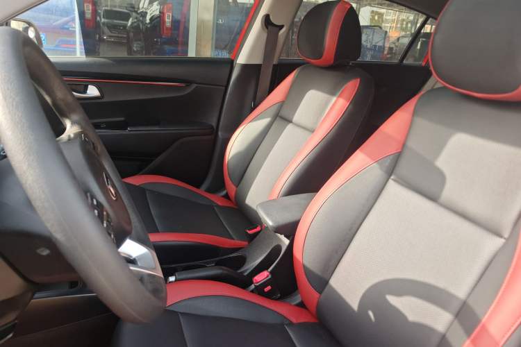 Used Kia KX Cross 2017 1.4L AT GLS
