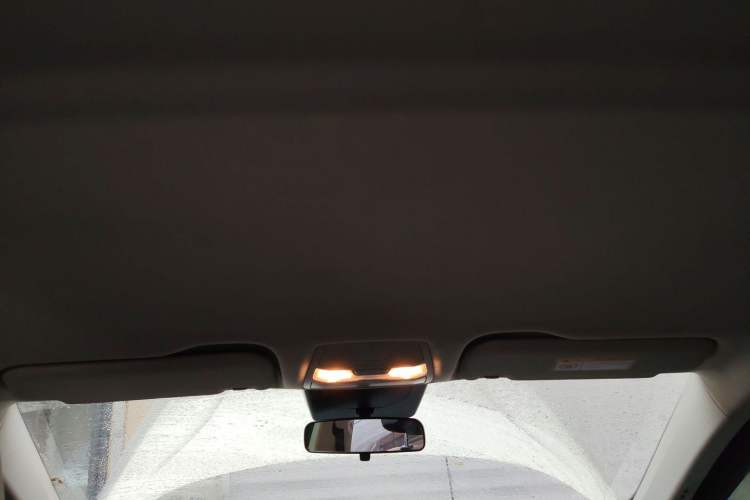 Used Hongqi E-QM5 2024 610 km PLUS
