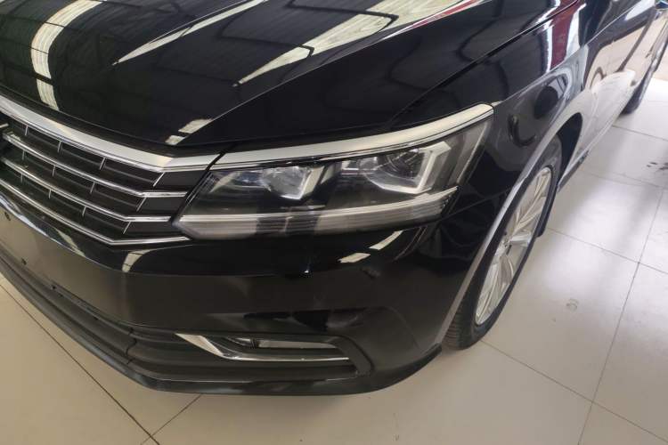 Used Volkswagen Passat 2017 330TSI DSG Luxury Edition
