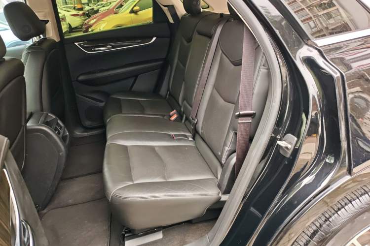 Used Cadillac XT5 2016 25T Luxury Model