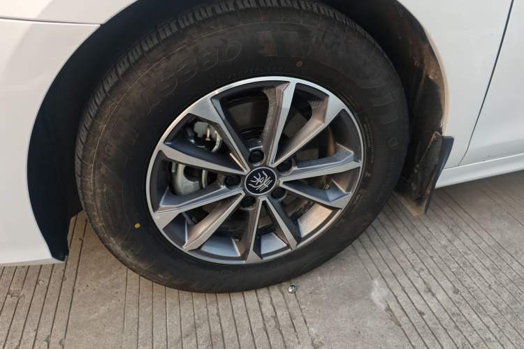 Used BYD Qin PLUS 2024 HONOR Edition DM-i 55KM Leading Model
